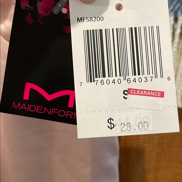 Elegant Pink Maidenform slip and Robe Set - Picture 3 of 5